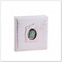 Ablakos, rózsaszínű babás fotóalbum kislányoknak 200db 15x10cm-es képhez
