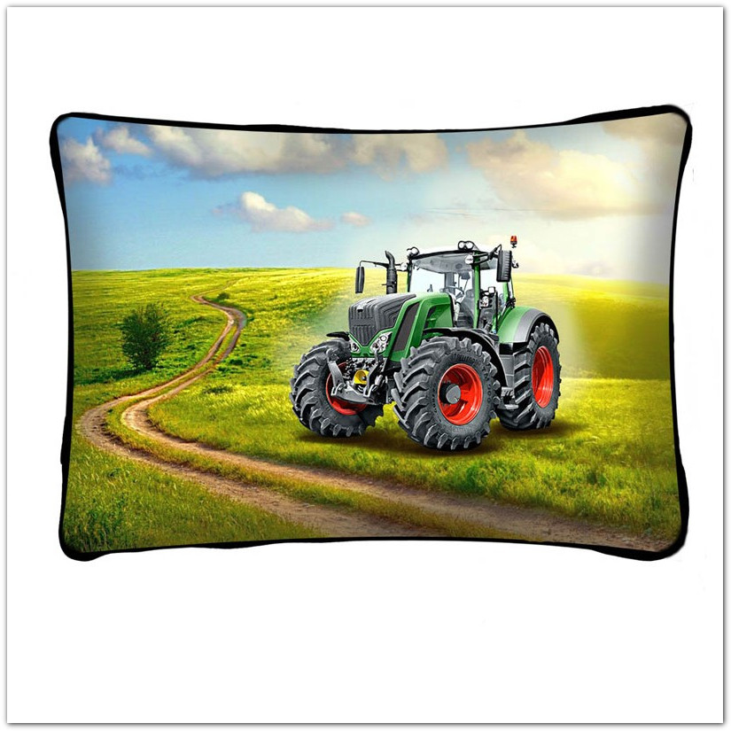 Traktoros párna, ajándékötlet földműveseknek, gazdáknak, 37cm