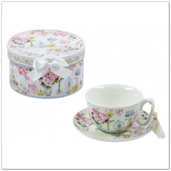 Gyönyörű hortenziás-virágos teáscsésze alátéttel, díszdobozban